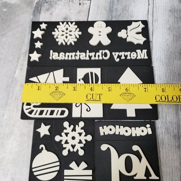 New - 25 Foam Christmas Stamps - Picture 2 of 3